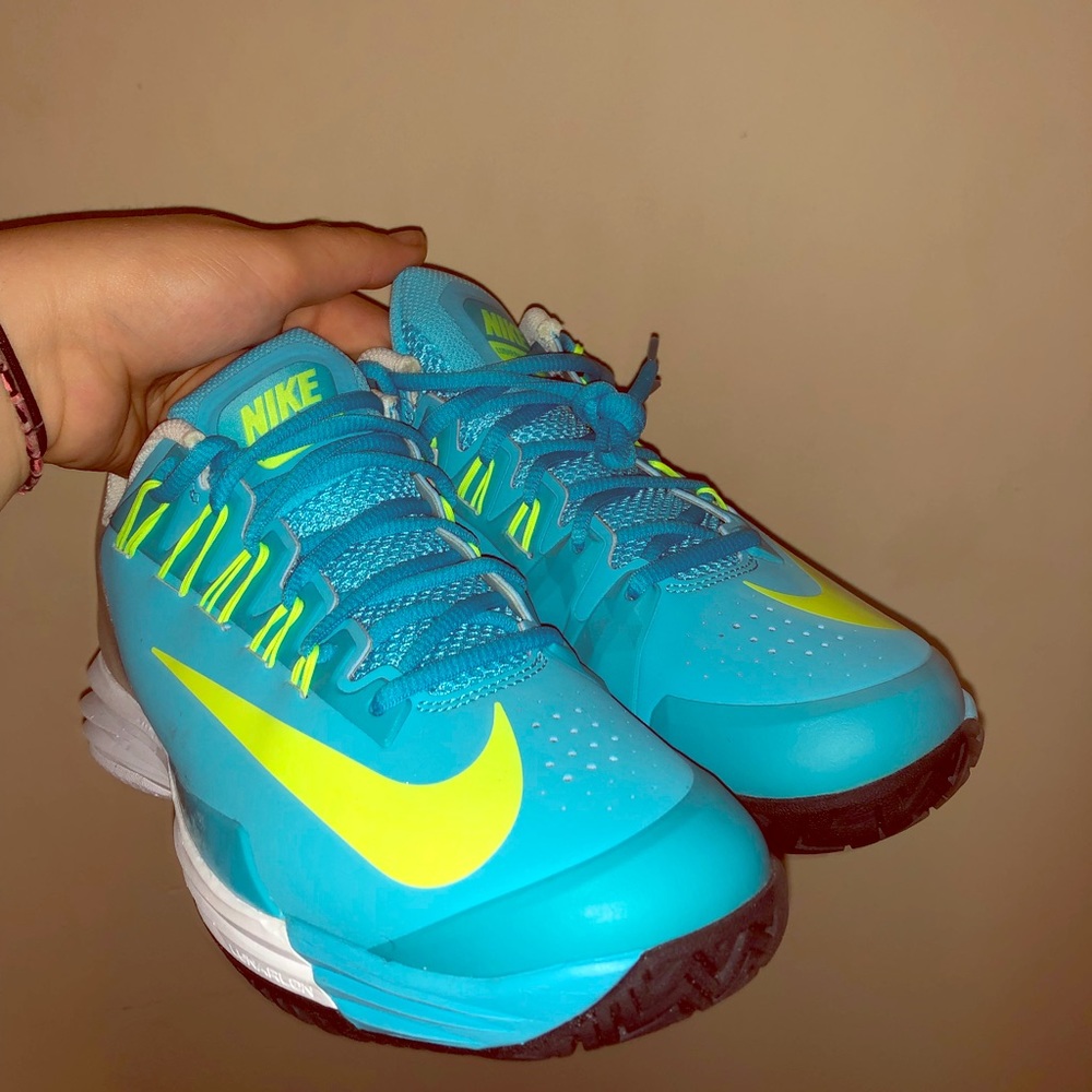 Nike Women’s Lunarlon BRAND NEW w/o box🦋🦋🦋